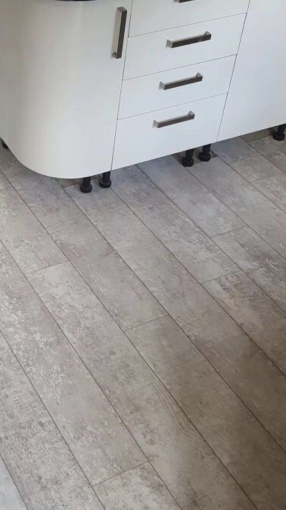 vinyl wood flooring
